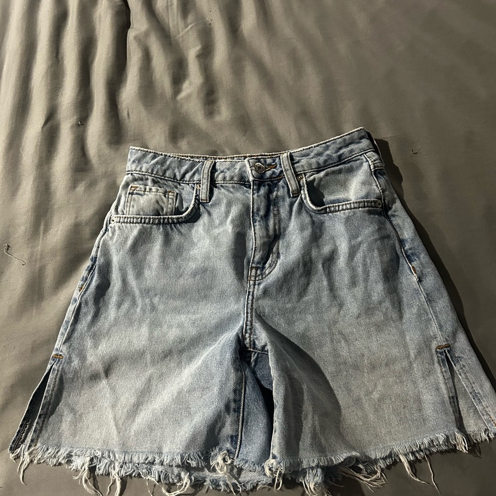 Forever 21 Light Blue Jean Shorts Size 23 Waist